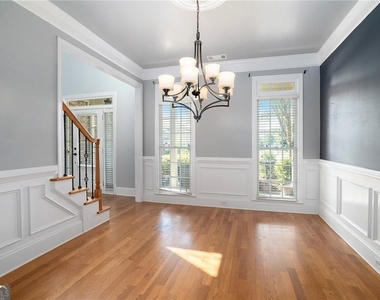 320 Baymist Drive - Photo Thumbnail 4