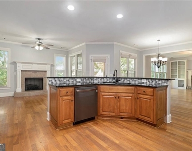 320 Baymist Drive - Photo Thumbnail 10