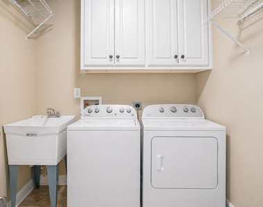 320 Baymist Drive - Photo Thumbnail 31