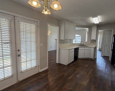 3020 Meadow Glen Pass - Photo Thumbnail 30