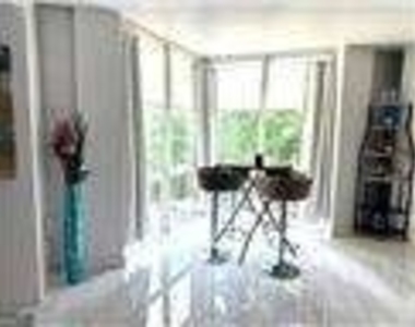 2870 Pharr Court South Nw - Photo Thumbnail 9