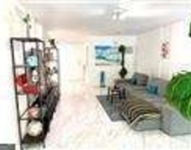 2870 Pharr Court South Nw - Photo Thumbnail 12