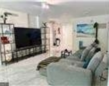 2870 Pharr Court South Nw - Photo Thumbnail 8