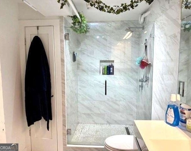 2870 Pharr Court South Nw - Photo Thumbnail 19
