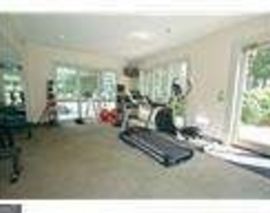 2870 Pharr Court South Nw - Photo Thumbnail 31