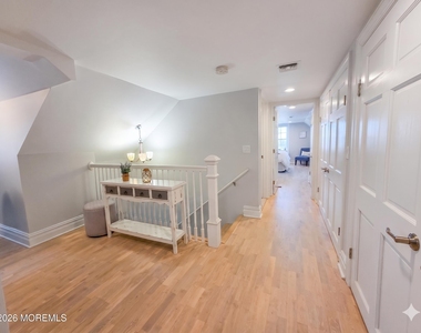1825 Boat Point Drive - Photo Thumbnail 10