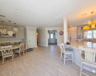1825 Boat Point Drive - Photo Thumbnail 4