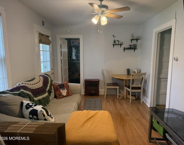 53 Steiner Avenue - Photo Thumbnail 2