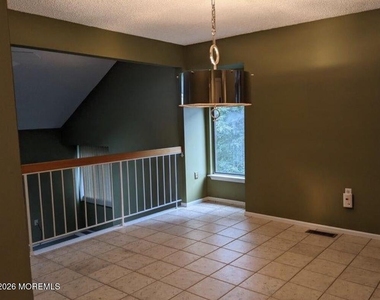 316 Burntwood Trail - Photo Thumbnail 8