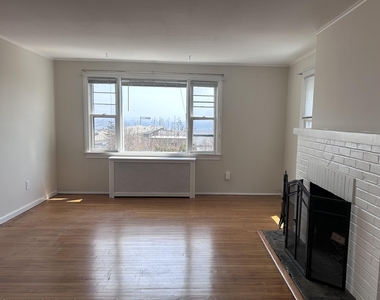 10 Ocean Street - Photo Thumbnail 1