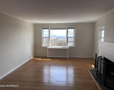 10 Ocean Street - Photo Thumbnail 2