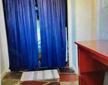 63 Marion Place - Photo Thumbnail 3