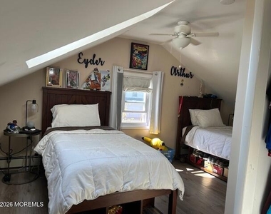 17 Walnut Place - Photo Thumbnail 16