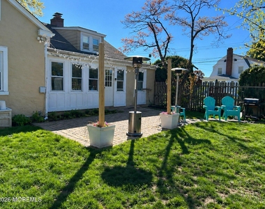 17 Walnut Place - Photo Thumbnail 20