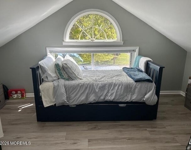 17 Walnut Place - Photo Thumbnail 17