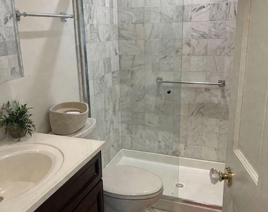 17 Walnut Place - Photo Thumbnail 14