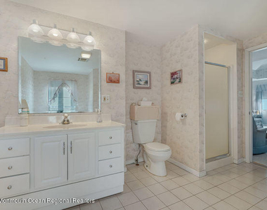 315 Tuttle Avenue - Photo Thumbnail 28