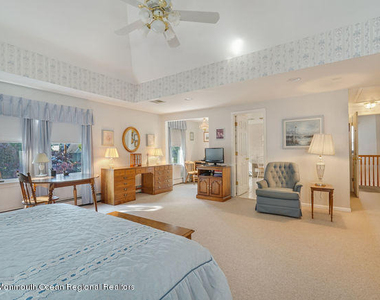 315 Tuttle Avenue - Photo Thumbnail 26