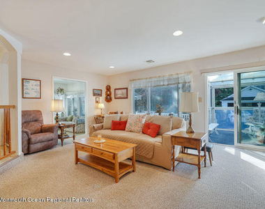 315 Tuttle Avenue - Photo Thumbnail 13