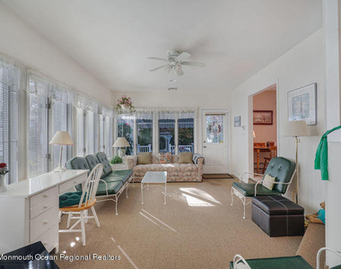 315 Tuttle Avenue - Photo Thumbnail 11