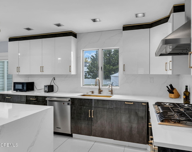 24 Valley Forge Road - Photo Thumbnail 7