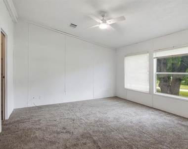 301 Elm Lane - Photo Thumbnail 21