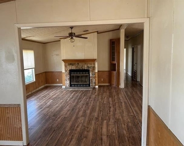 301 Elm Lane - Photo Thumbnail 1