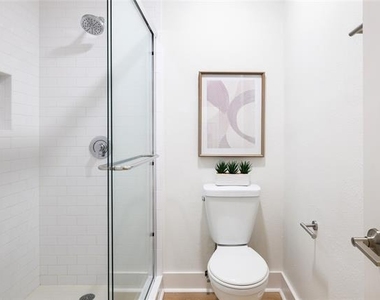 4501 Druid Lane - Photo Thumbnail 19