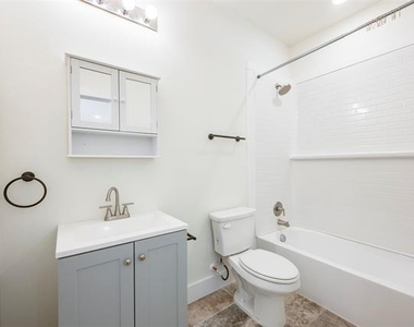 3523 Herrling Street - Photo Thumbnail 8