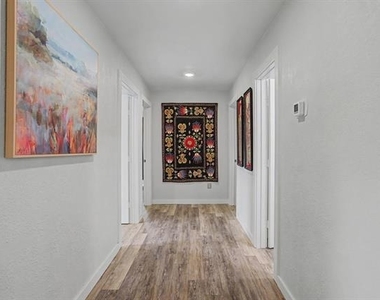 405 Torrey Street - Photo Thumbnail 11