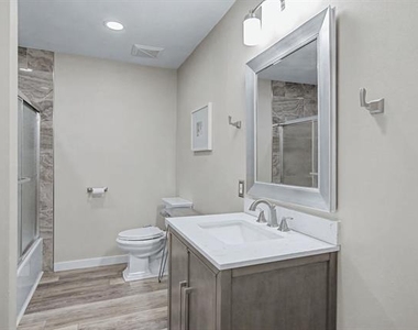 405 Torrey Street - Photo Thumbnail 12