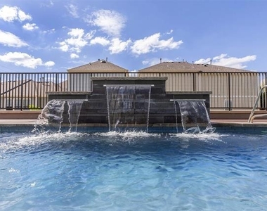 7450 Coronado Avenue - Photo Thumbnail 25