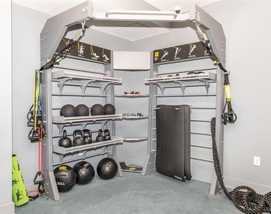 7450 Coronado Avenue - Photo Thumbnail 31