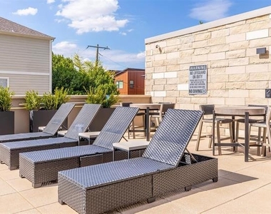 7450 Coronado Avenue - Photo Thumbnail 24