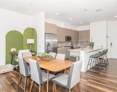 7450 Coronado Avenue - Photo Thumbnail 3