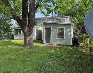 224 W Hull Street - Photo Thumbnail 3