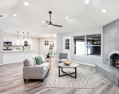 2416 Kimberly Lane - Photo Thumbnail 13