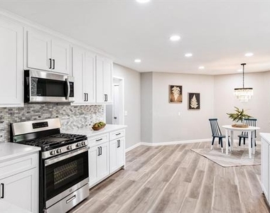 2416 Kimberly Lane - Photo Thumbnail 16