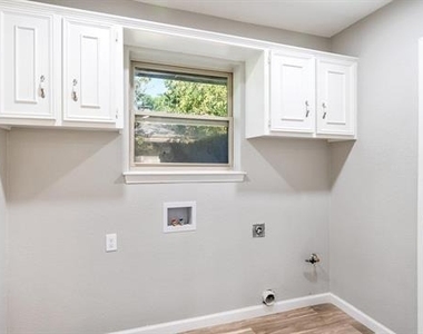 2416 Kimberly Lane - Photo Thumbnail 19