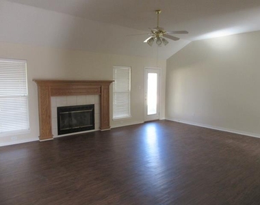 5280 Western Plains Avenue - Photo Thumbnail 2