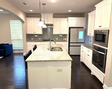 408 Palamedes Street - Photo Thumbnail 4