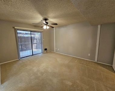 601 Harvest Hill Street - Photo Thumbnail 15