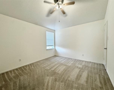 10208 Coolidge Drive - Photo Thumbnail 18