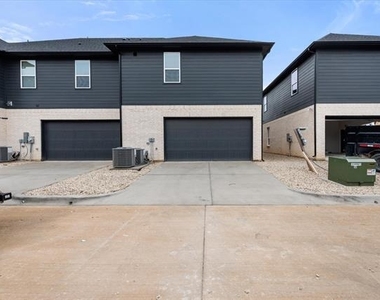 2360 Spring Park Boulevard - Photo Thumbnail 30