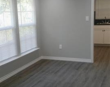 1410 Joplin Street - Photo Thumbnail 8