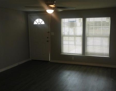 1410 Joplin Street - Photo Thumbnail 7