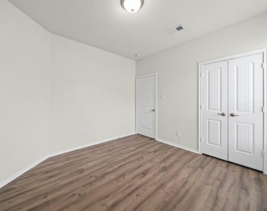 1205 Crest Ridge Drive - Photo Thumbnail 19