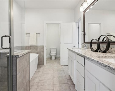 104 Samuel Street - Photo Thumbnail 32