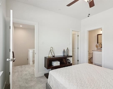 104 Samuel Street - Photo Thumbnail 22