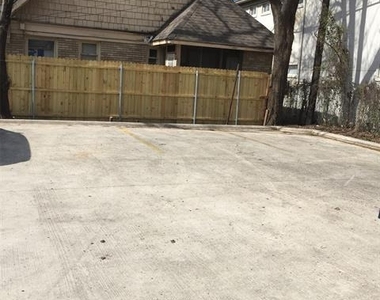 5107 Columbia Avenue - Photo Thumbnail 7